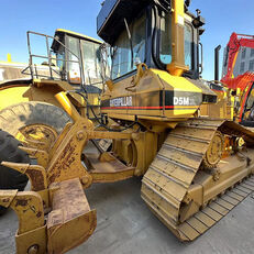 Caterpillar D5M bulldozer