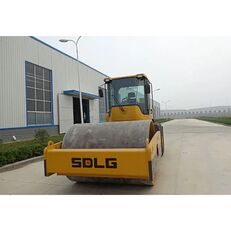 SDLG RS8220 compactador de tierra