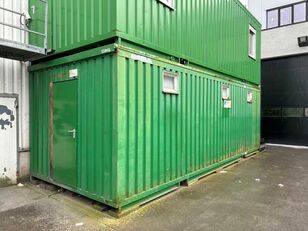 Shipping container with changing room contenedor para oficina