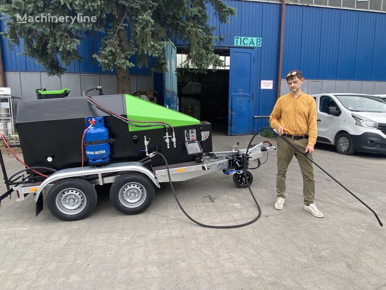 Ticab Bitumen sprayer BS-1000-SP /Samojezdna skrapiarka asfal distribuidor de asfalto nuevo