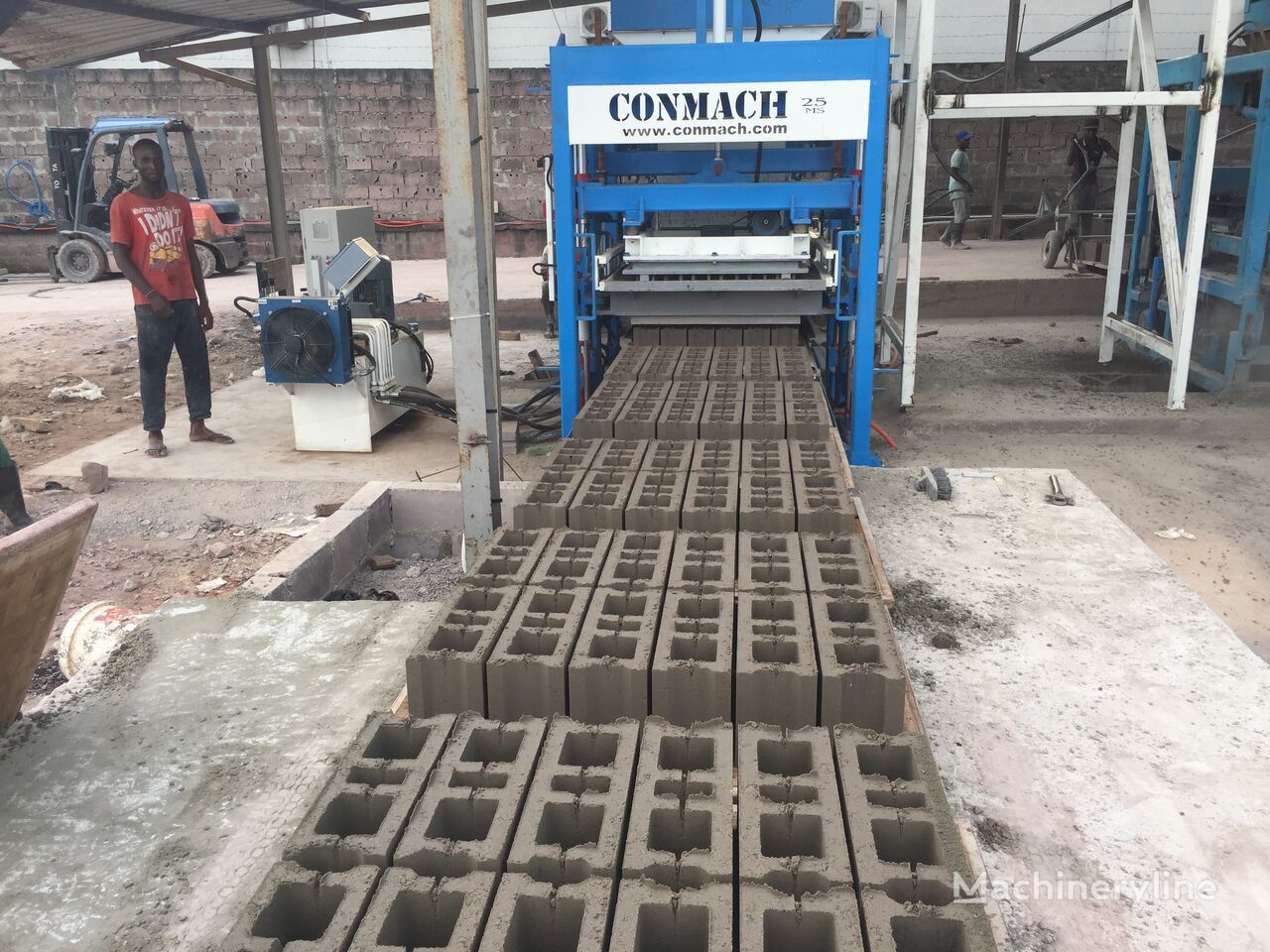 Conmach BlockKing-25MS Concrete Block Making Machine -10.000 units/shift máquina para fabricar bloques de hormigón nueva